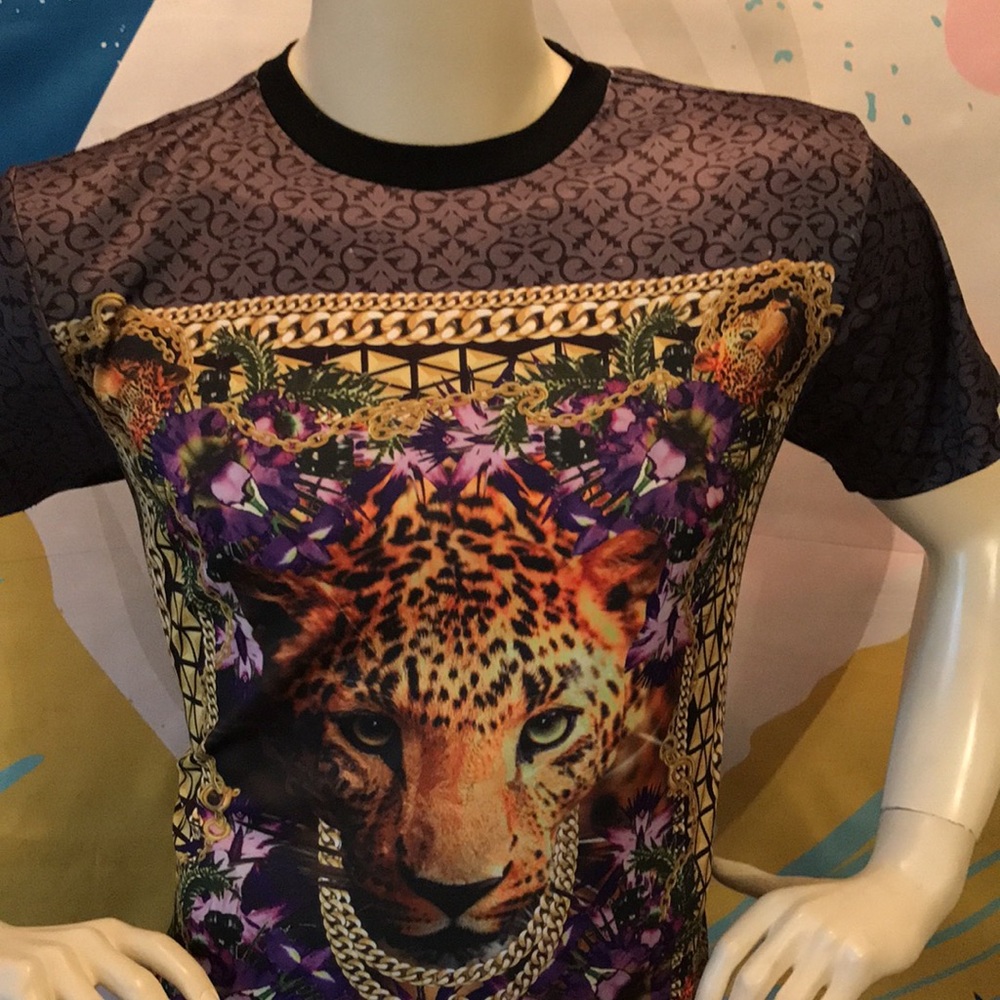 Tiger print tee - Picture 3 of 17